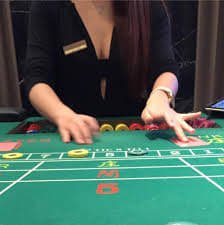 inwa777 Baccarat နှင့် Dragon Tiger Live Table ကတ်ဂိမ်းများ